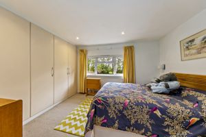 Bedroom- click for photo gallery